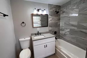 220 S Hamilton Ave, Chicago, IL 60612 - Photo 16