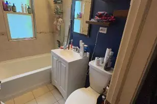742 E 105th St, Chicago, IL 60628 - Photo 8