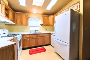 22654 Foxfire Dr, Frankfort, IL 60423 - Photo 8