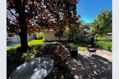 7838 Lowell Avenue, Skokie, IL 60076 - Photo 12