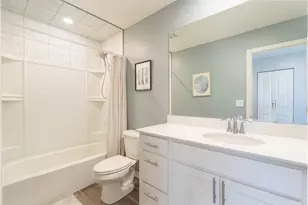 2013 Rosehall Dr, Joliet, IL 60431 - Photo 24
