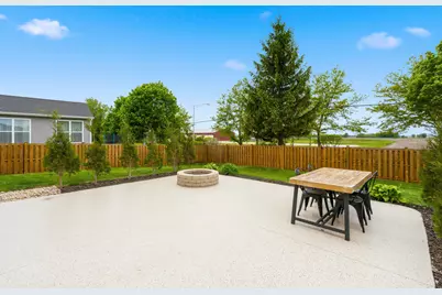 2013 Rosehall Drive, Joliet, IL 60431 - Photo 2