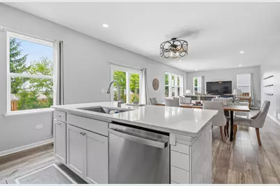 2013 Rosehall Drive, Joliet, IL 60431 - Photo 6