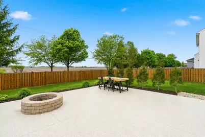 2013 Rosehall Drive, Joliet, IL 60431 - Photo 40