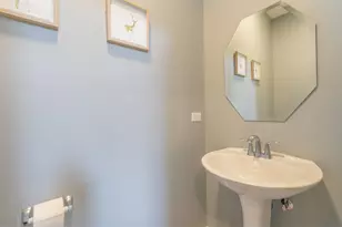 2013 Rosehall Dr, Joliet, IL 60431 - Photo 16