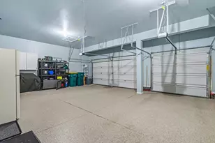 2013 Rosehall Dr, Joliet, IL 60431 - Photo 32