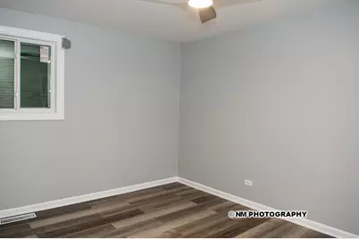 9540 S Bennett Avenue, Chicago, IL 60617 - Photo 14