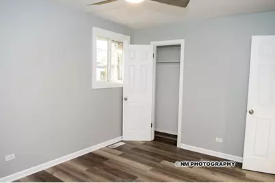 9540 S Bennett Avenue, Chicago, IL 60617 - Photo 10