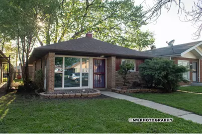 9540 S Bennett Avenue, Chicago, IL 60617 - Photo 1