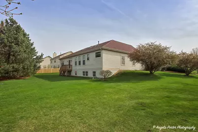 2605 Parker Lane, Johnsburg, IL 60050 - Photo 32