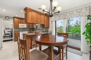 1107 Valley Ln, Lockport, IL 60441 - Photo 8