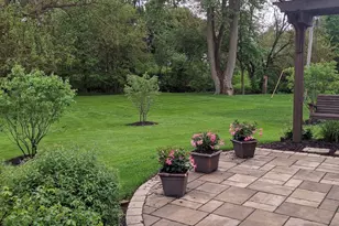 1107 Valley Ln, Lockport, IL 60441 - Photo 2
