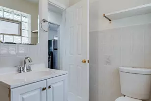 7004 W Foster Ave, Chicago, IL 60656 - Photo 8