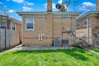 7004 W Foster Avenue, Chicago, IL 60656 - Photo 16