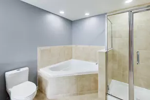 601 W Rand Rd, Arlington Heights, IL 60004 - Photo 12
