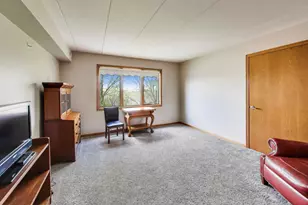9750 Koch Ct, Orland Park, IL 60467 - Photo 14