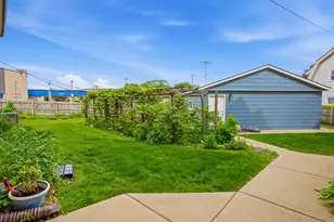 6710 Riverside Dr, Berwyn, IL 60402 - Photo 22