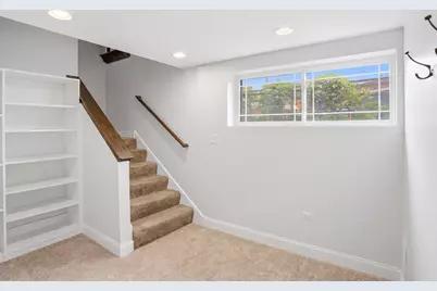 6710 Riverside Drive, Berwyn, IL 60402 - Photo 12
