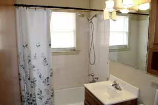 16421 Evans Ave, South Holland, IL 60473 - Photo 10