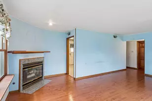 146 S Archer Ave, Mundelein, IL 60060 - Photo 4