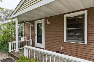 146 S Archer Ave, Mundelein, IL 60060 - Photo 2