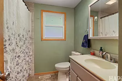 5709 Fox Lake Road, McHenry, IL 60051 - Photo 16