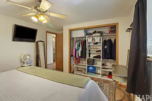 5709 Fox Lake Rd, McHenry, IL 60051 - Photo 12