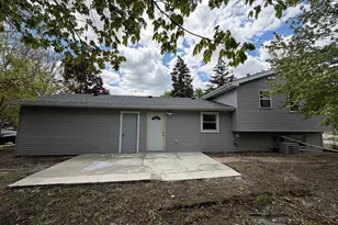 200 Lee Ln, Bolingbrook, IL 60440 - Photo 36