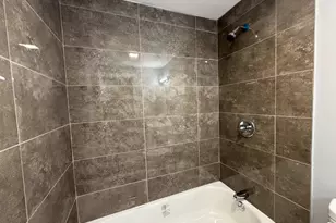200 Lee Ln, Bolingbrook, IL 60440 - Photo 20