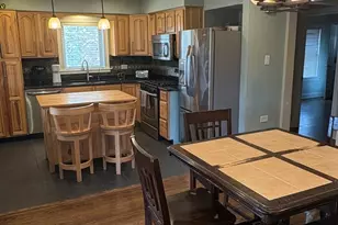 10444 S Troy St, Chicago, IL 60655 - Photo 2