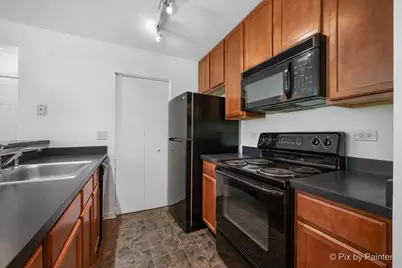 110 Glengarry Drive #10-106, Bloomingdale, IL 60108 - Photo 12