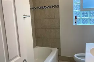 5711 S Menard Ave, Chicago, IL 60638 - Photo 8