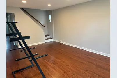 5711 S Menard Avenue, Chicago, IL 60638 - Photo 4