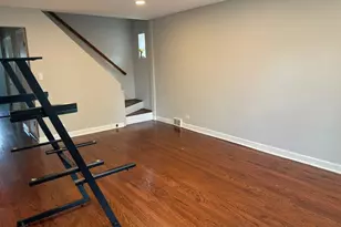 5711 S Menard Ave, Chicago, IL 60638 - Photo 4