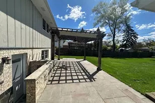 130 Bonnie Brae Ave, Mount Prospect, IL 60056 - Photo 32