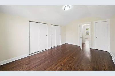 9206 S Anthony Avenue, Chicago, IL 60617 - Photo 8
