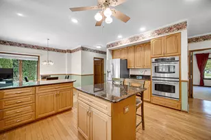 1183 Silo Hill Dr, Grayslake, IL 60030 - Photo 18