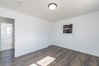 2123 N McAree Road, Waukegan, IL 60087 - Photo 14