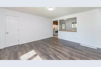 2123 N McAree Road, Waukegan, IL 60087 - Photo 6