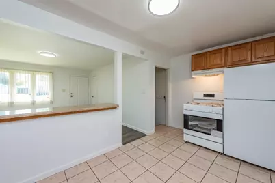 2123 N McAree Road, Waukegan, IL 60087 - Photo 8