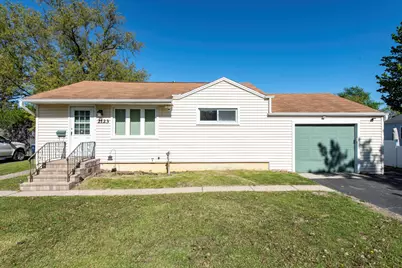 2123 N McAree Road, Waukegan, IL 60087 - Photo 1