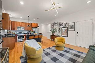 7300 N Hamilton Ave, Chicago, IL 60645 - Photo 4