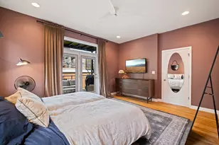 7300 N Hamilton Ave, Chicago, IL 60645 - Photo 12