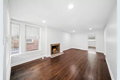 8906 S Crandon Avenue, Chicago, IL 60617 - Photo 2