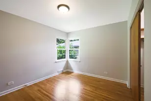 1615 E Evergreen St, Wheaton, IL 60187 - Photo 14