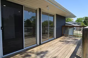 2541 75th St, Woodridge, IL 60517 - Photo 14
