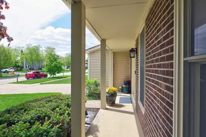 4261 Oak Knoll Lane, Hoffman Estates, IL 60192 - Photo 4