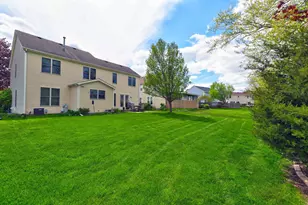 4261 Oak Knoll Ln, Hoffman Estates, IL 60192 - Photo 38