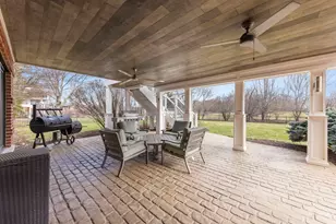 0N123 Alexander Dr, Geneva, IL 60134 - Photo 44