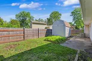 2502 Southwood Dr, Champaign, IL 61821 - Photo 28